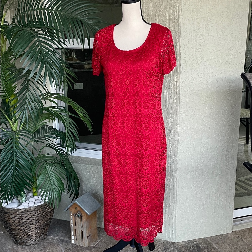 Elegant Red Lace Dress